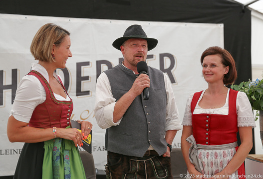 Thomas und Marta Girg (re.), Eröffnung Haderner Bräu in München- Hadern 2023