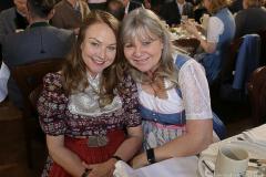Ulrike Grimm und Gabriele Neff (re.)