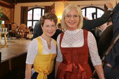 Irmgard Möller und Ulrike Scharf (re.)