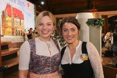 Katharina Schulze und Kathi Wolf (re.)