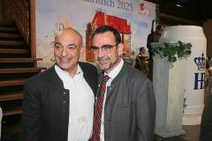 Django Asül und Klaus Holetschek (re.)