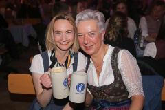 Eileen Popielaty, und Anja Bierwisch (re.)
