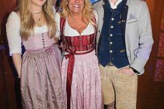 Lilly Schrank, Silja Steinberg, Niclas Schrank (von li. nach re.)